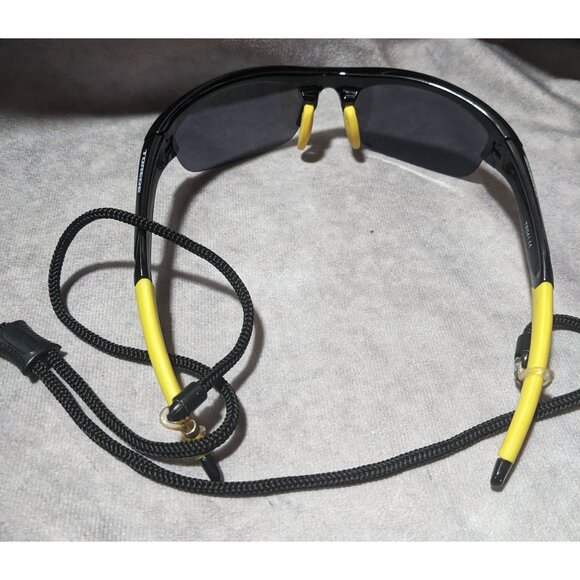 Torege Sports Black And Yellow Sunglasses With Cord - Picture 3 of 7